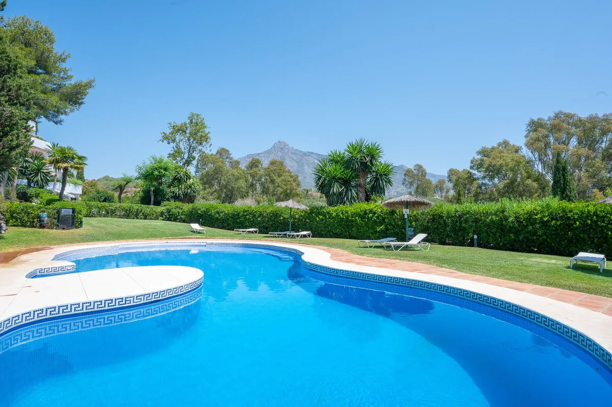 d7ad19c2-9bc5-407e-8c3d-59c30216a2a8