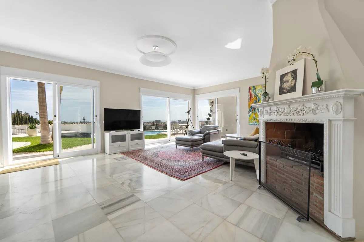 1dcb2261-aaf0-47ba-899d-7ec25d17db91