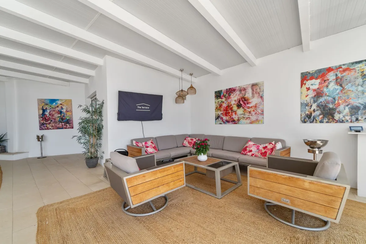 da3d9e1e-0a48-42bd-ad49-87eaae19f7ac