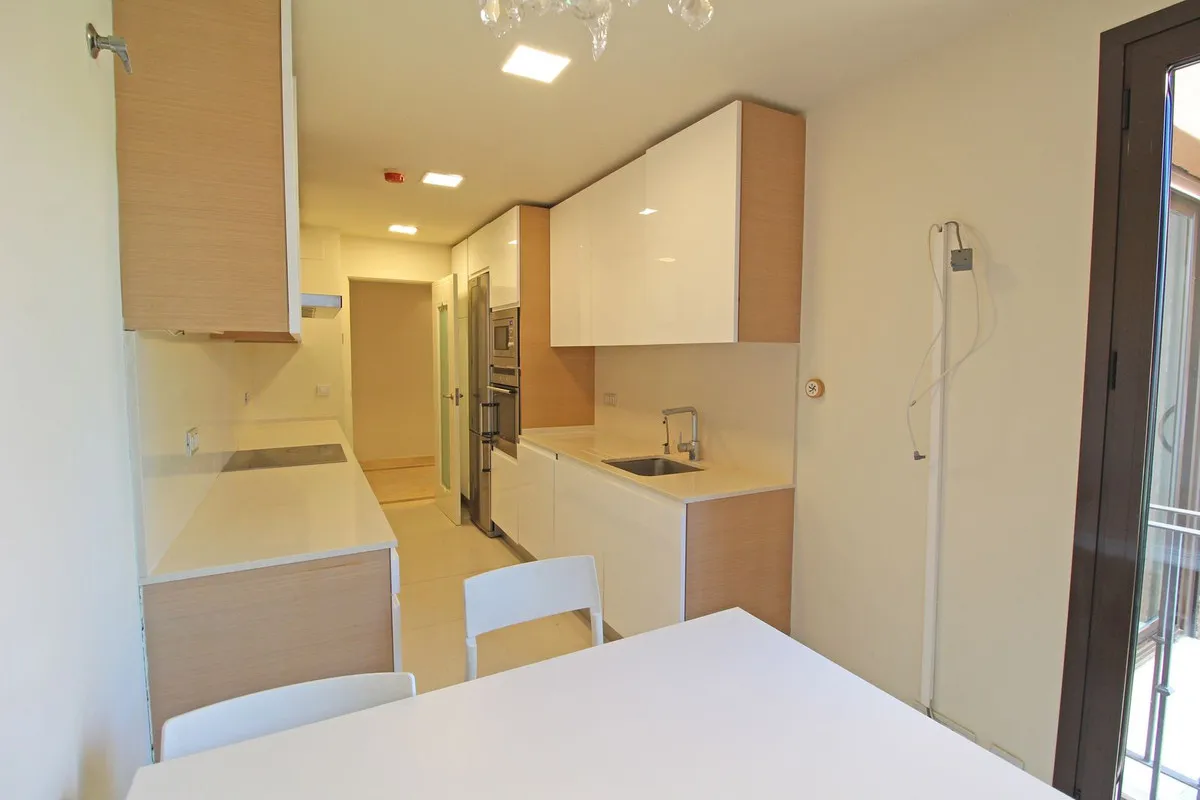 1840b00d-3671-47f2-93f1-a0f27a62ea76