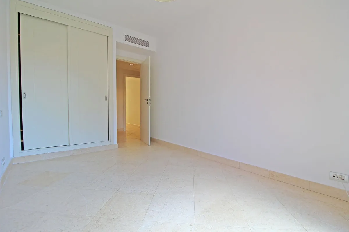 870804c7-7c11-4a6c-97f3-c4cc4e04c76c