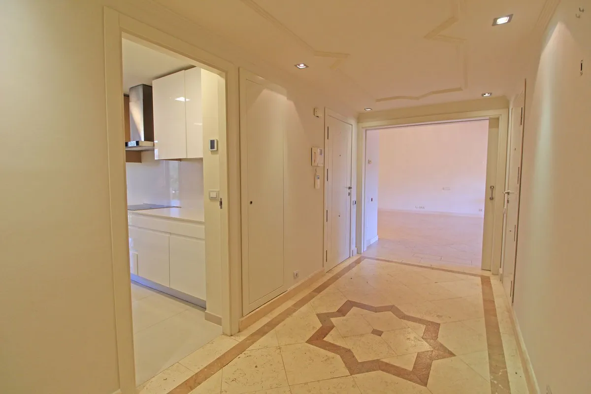 ec637f89-d9bb-4f30-b3f3-d4820b985414