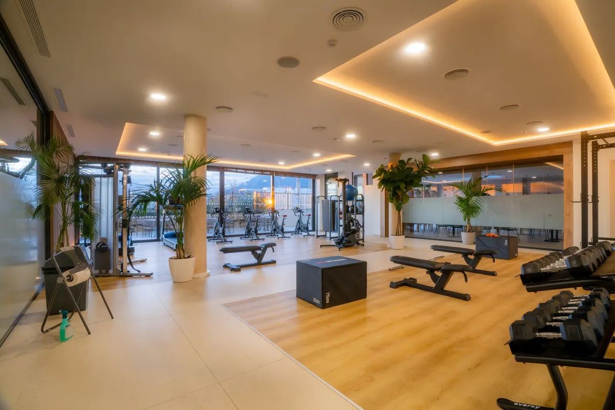 83d29843-7f02-43da-b98f-1ac0378d7f6c