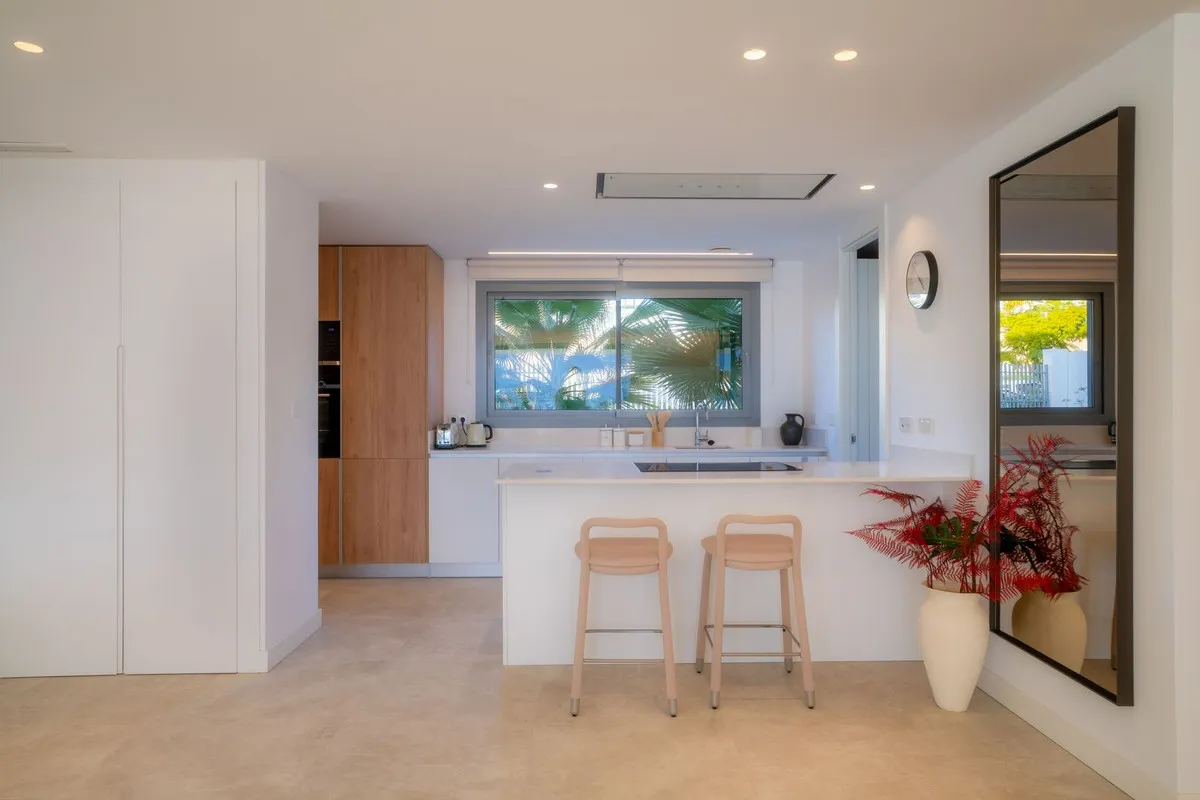 d1187b91-eaac-4ac0-9c66-d72b13c3670c