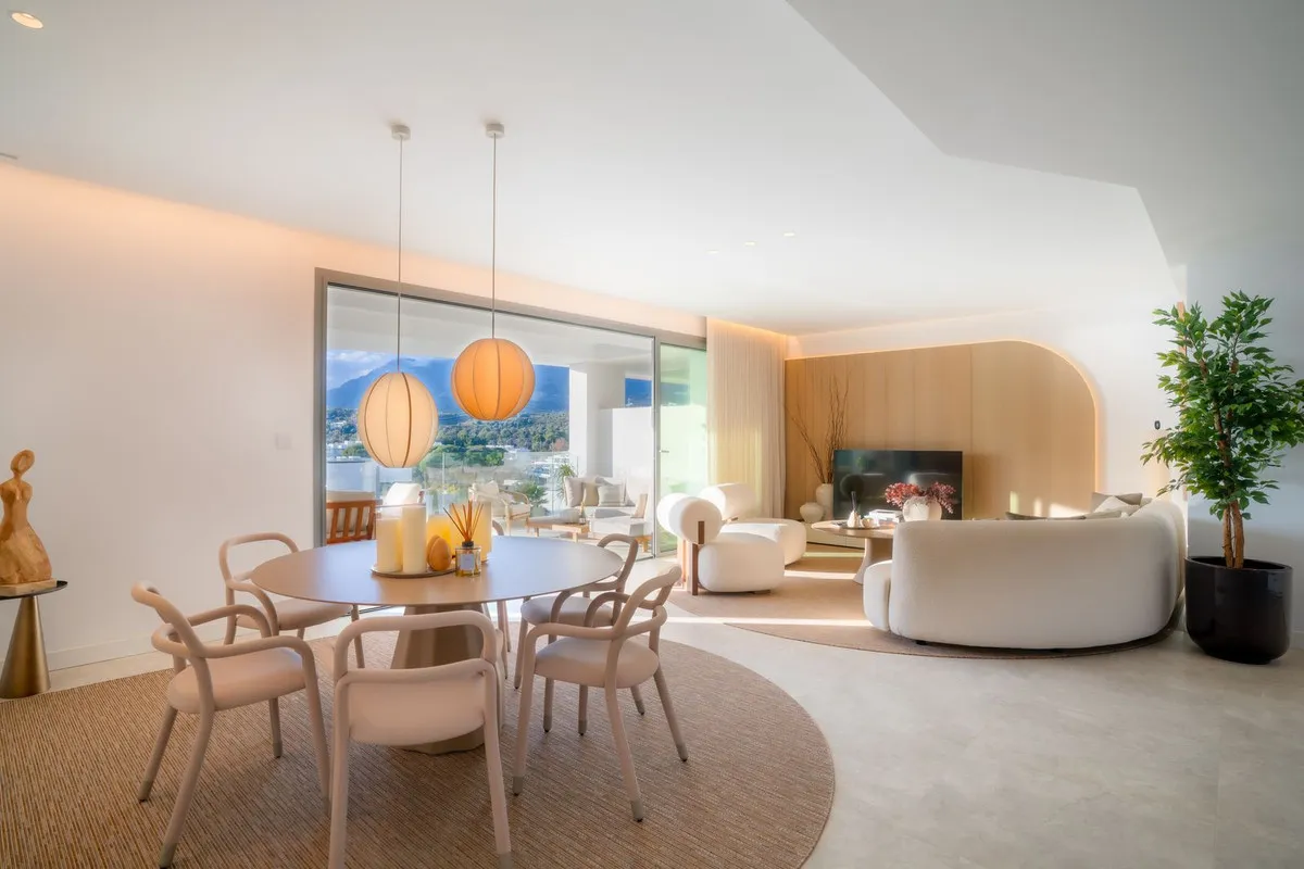 d2cdf2af-3728-4d9b-a664-267df6e44818