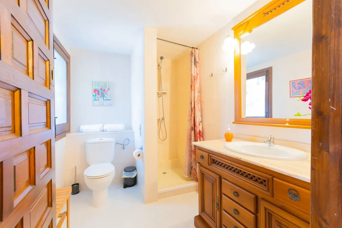 13e52d8d-f699-436a-9163-22829e71909d