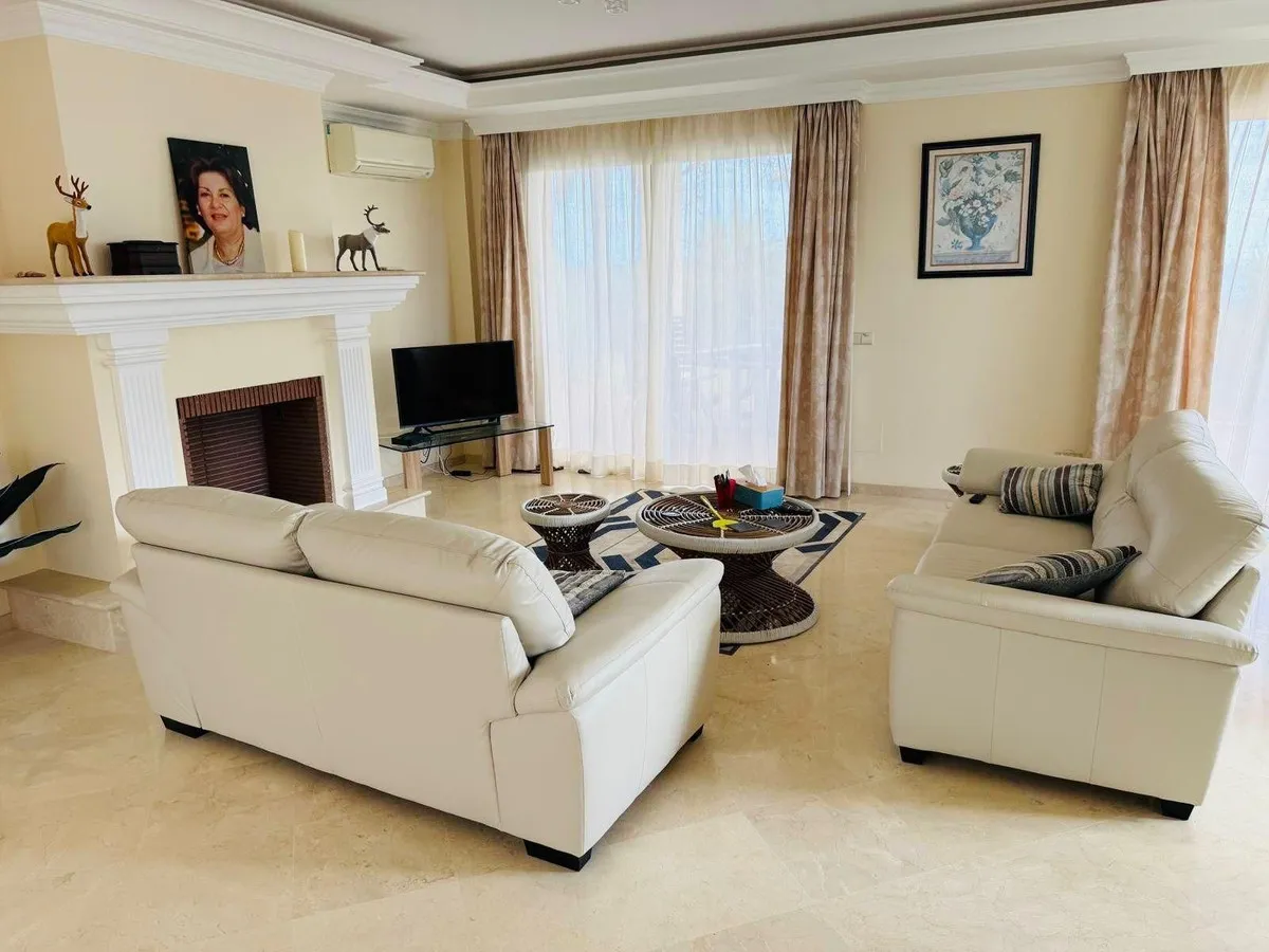 6d057d5f-aed1-44c0-b725-cf3daf2317ec