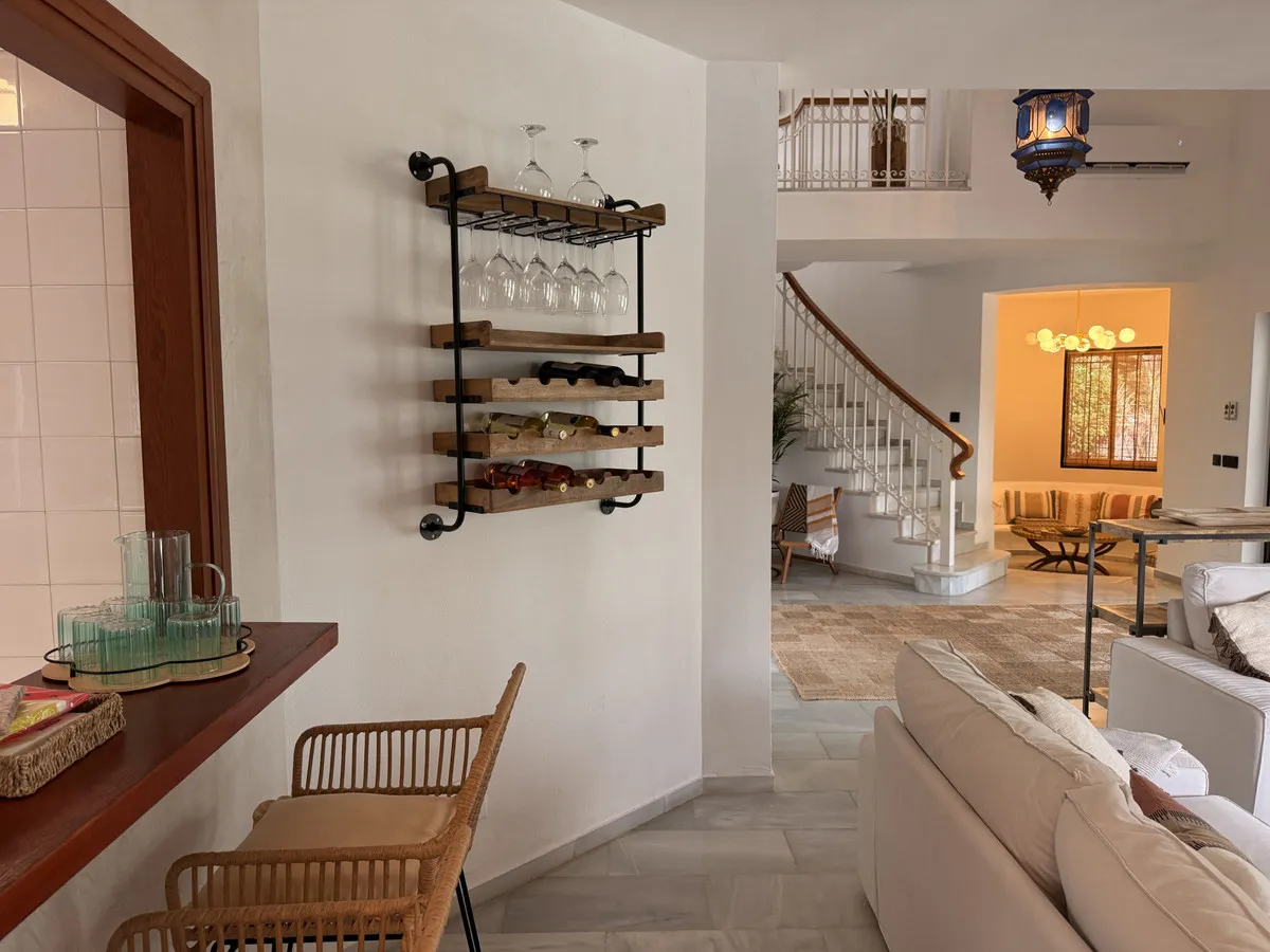 11b81e81-199f-4b92-9d7a-57ad319151af