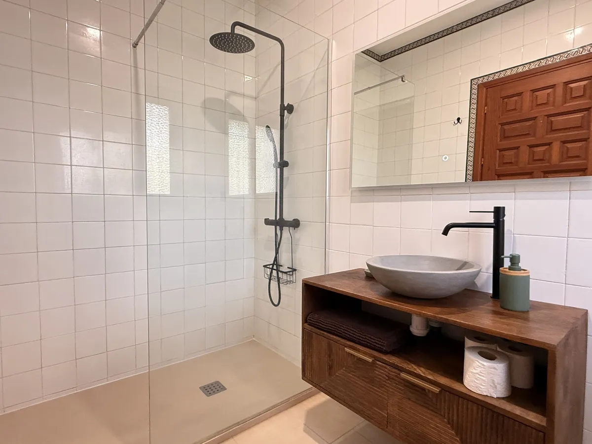 4034685b-11bd-49e1-af0b-c4cf5c24fd9b