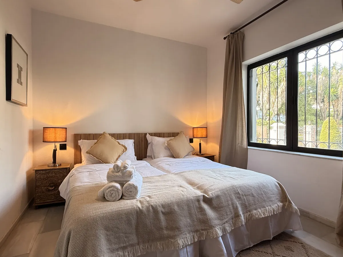 894180ca-2aa9-4057-9395-43c744ad5a39