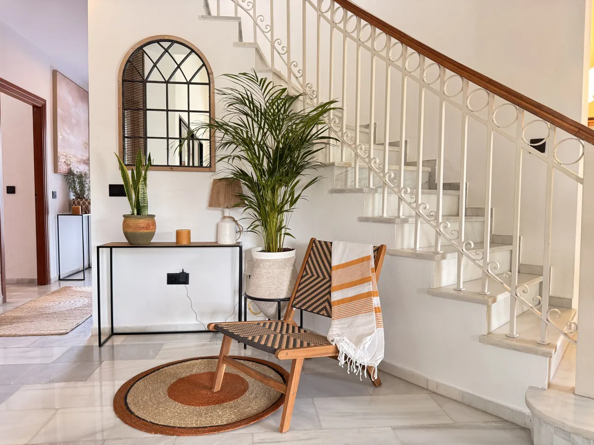 8ca55027-62b5-4edf-97e0-e2a97977681b