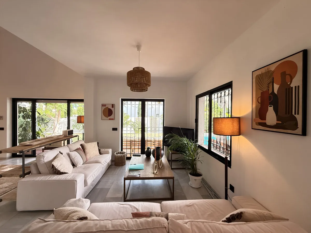 ab4d0f49-1b7b-483e-a004-72504c6d4253