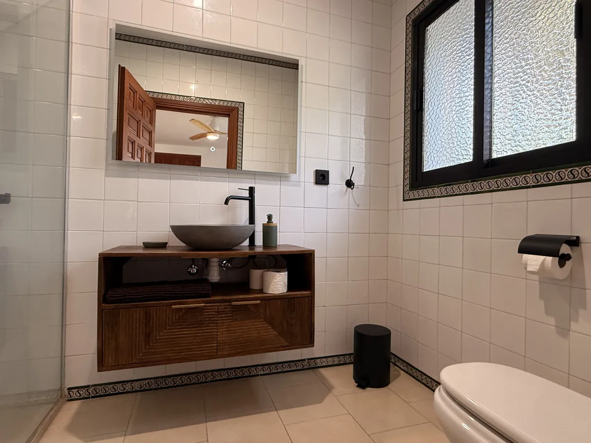 f7161add-abcd-4a13-95a6-fc7e9b863663