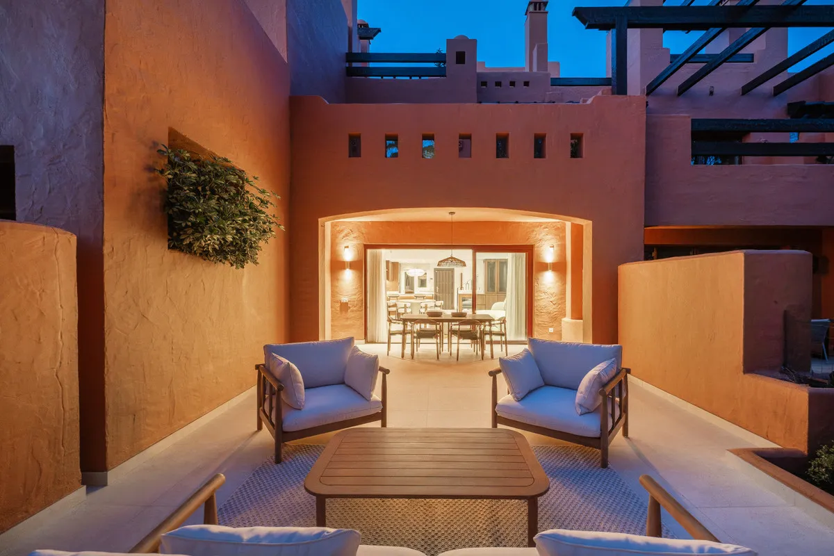 35b85408-cc4f-46ac-a427-93f7719728da