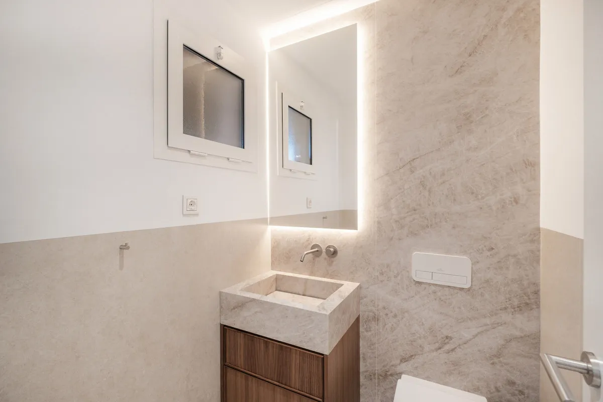 427f5393-6c77-48b4-8d5d-f165d541b3a3