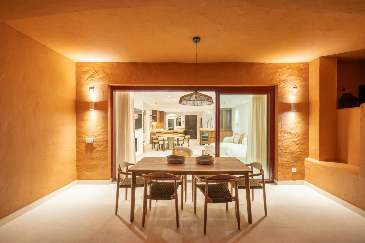 50f5c81a-b39d-4532-9dbf-53e3d7ffb904