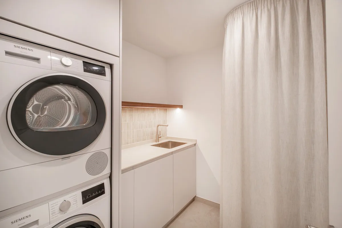 78039d40-6b09-44d8-b7f6-c14218bbdfb1