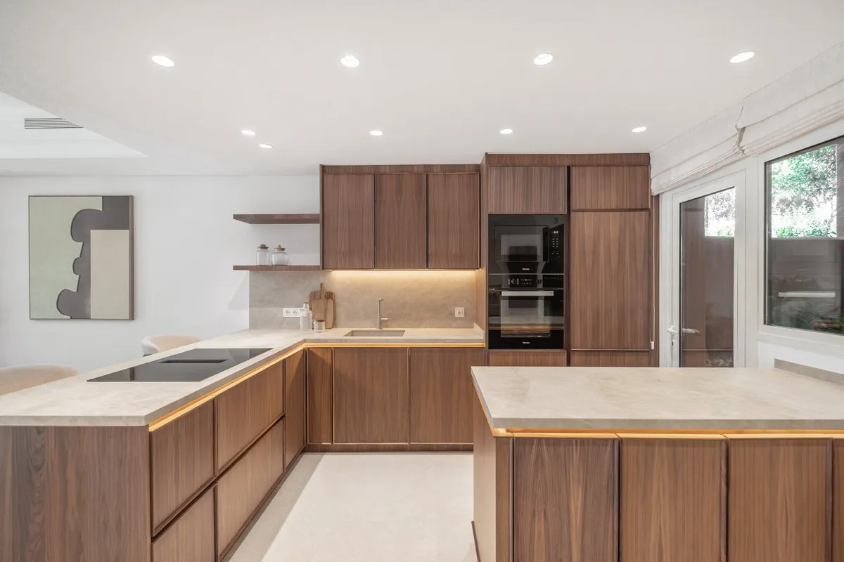 eb5b460a-3d34-4eb3-ac32-192f94911d2f