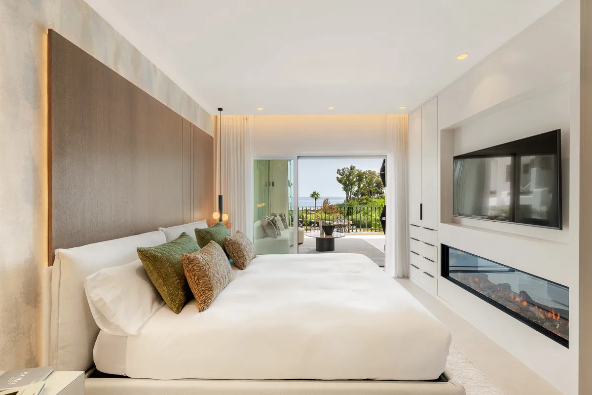 8d27d3c6-5974-41f9-9575-60da061ffdc4