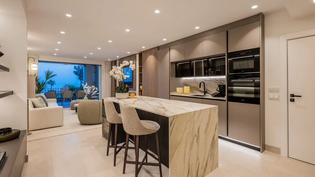 af92f8ef-269e-41a9-9790-05a5a99af97e