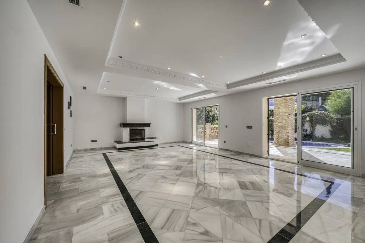 b22518f7-890c-4e83-82d5-bbf6a92f8533