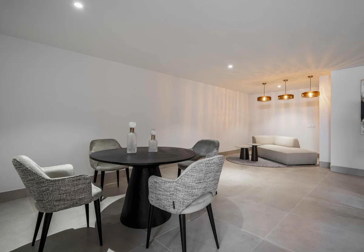 da8f3b4b-c1e6-4c87-9d00-984fe91815f7