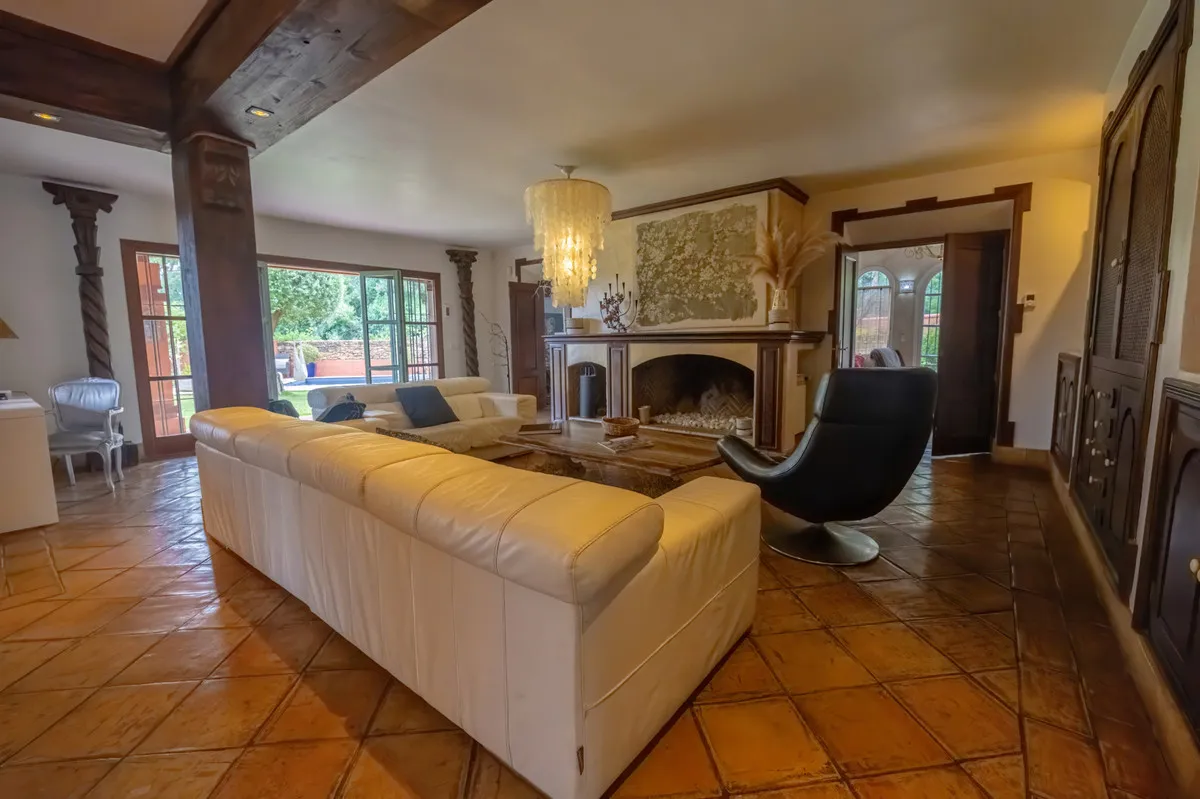 007b9a83-7713-4b41-ab9e-e129a7dc6268