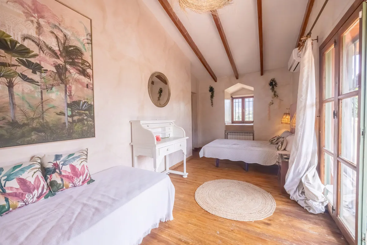 b778fe63-3def-4014-bffc-aceec30f7848