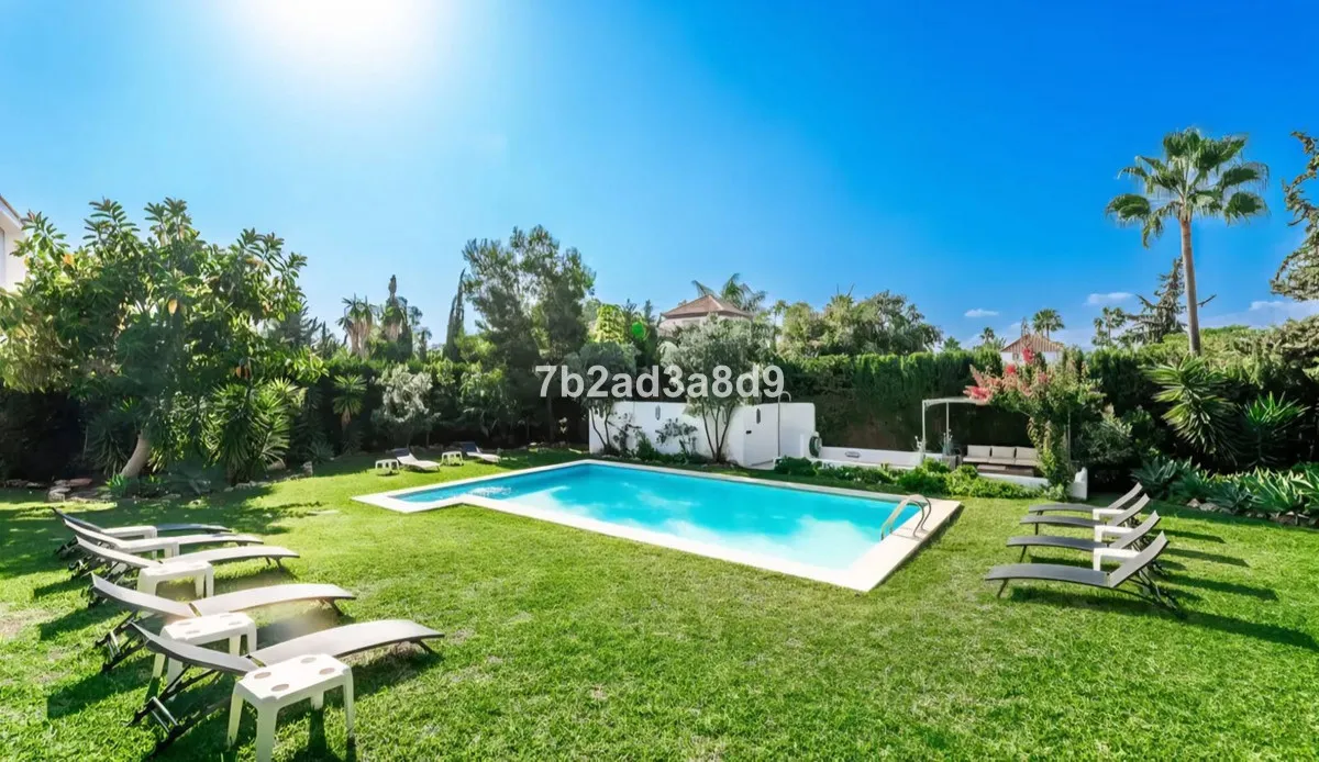 6e4c364e-e9da-455d-b1b8-55a9cee65f75