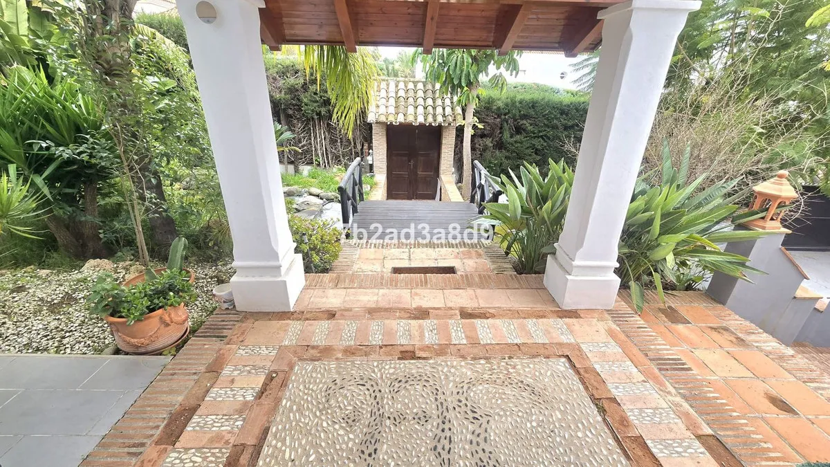 c6b5c01a-6384-44c2-a492-63c4892a39a4