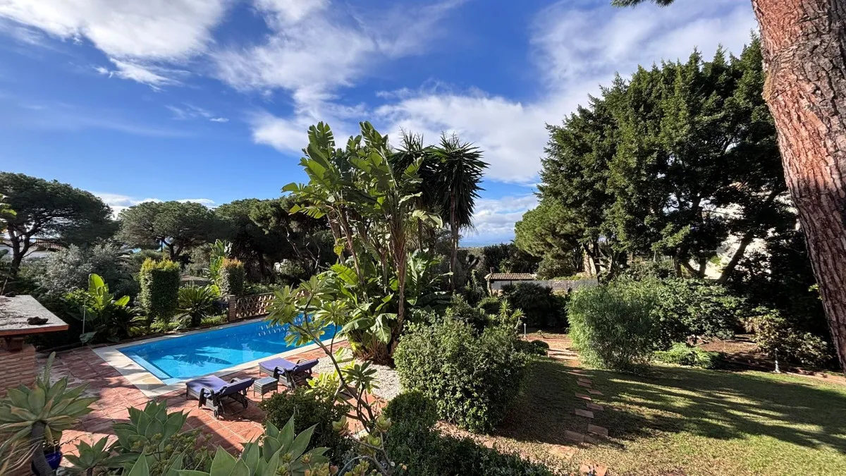 e5a6f5a3-a67a-40df-94cd-74759e82f927