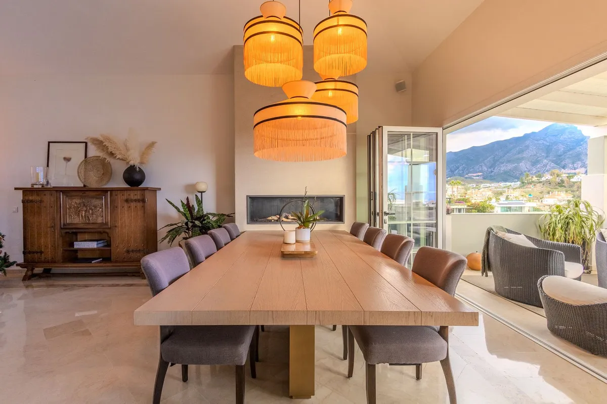Elegant View Residence in Aldea Dorada