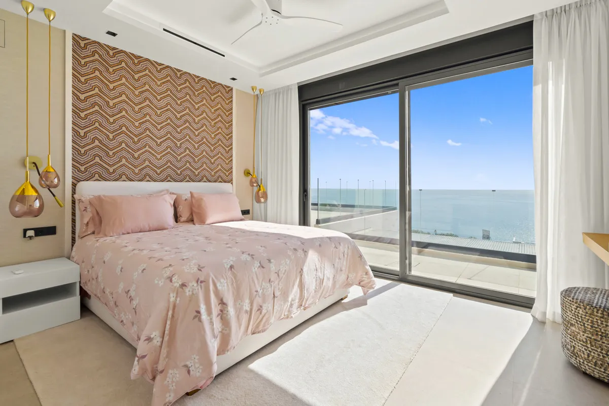 73d88012-f5fa-47b6-9fd1-845023ee4aea