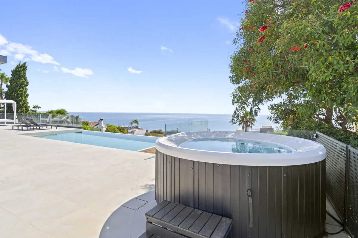 874ab340-a7da-4395-8265-1107bb6b3445