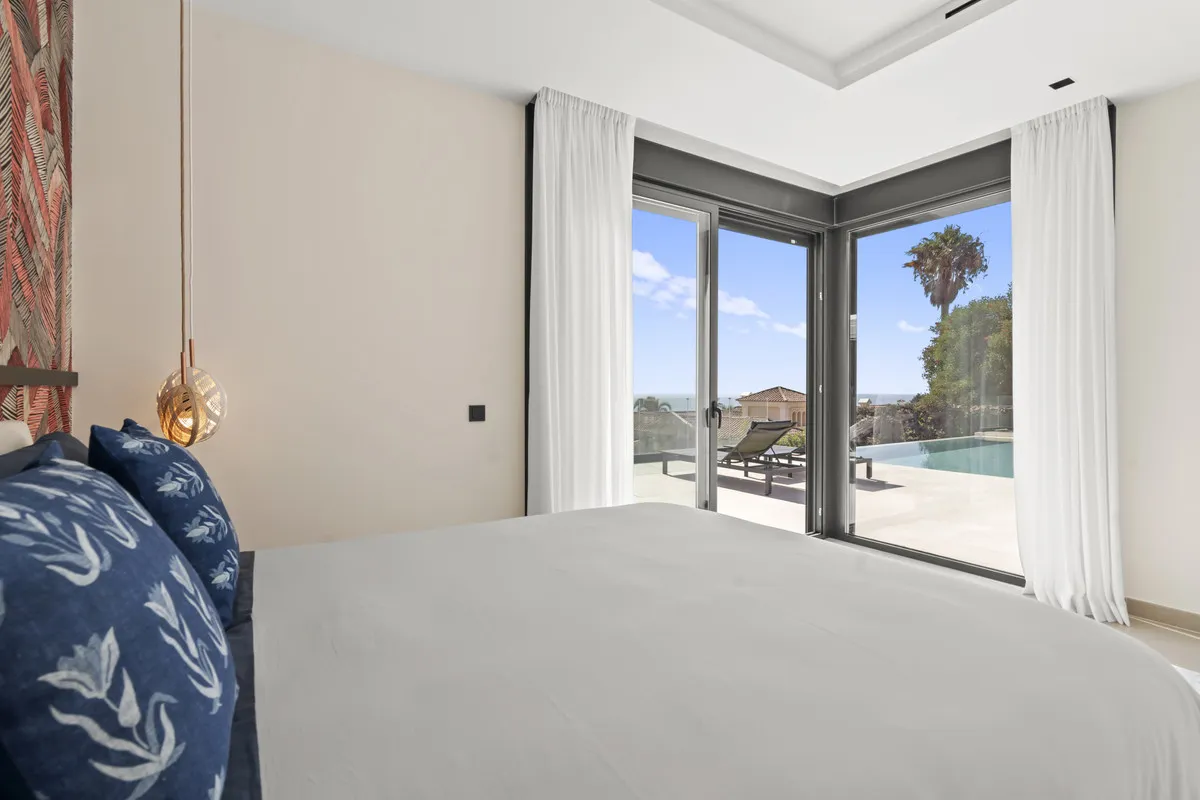 ca2053a5-1469-4950-bacd-c08efcf718e6