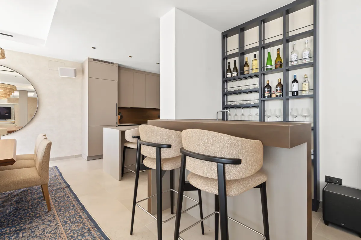 dd52b225-ec27-411b-b0a9-c365d4f49a45