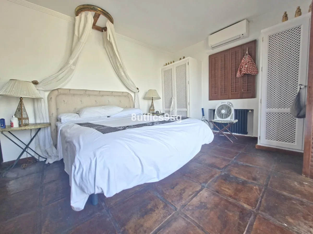 a40108c2-ea3b-4f1c-ad2b-8d8b0c8a7774