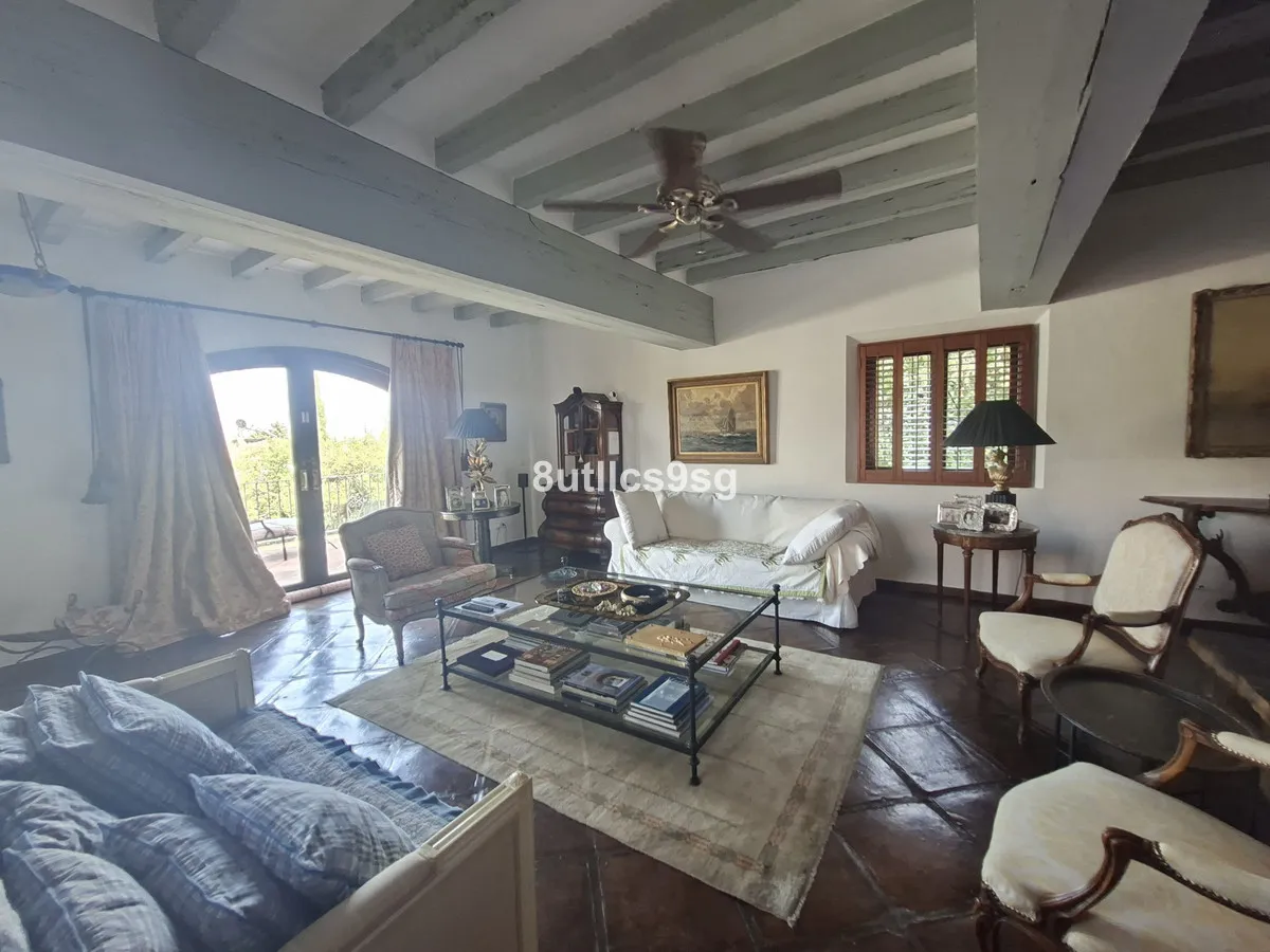 b64298f1-b28c-4e5b-9744-438ace41f1e4