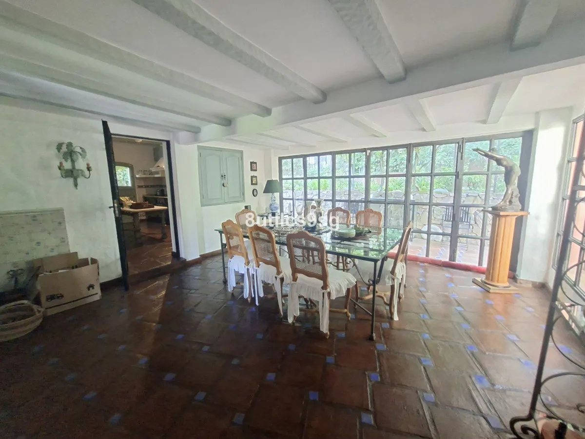 e73dc971-2edd-4e3c-8ef8-6ccf74c80947