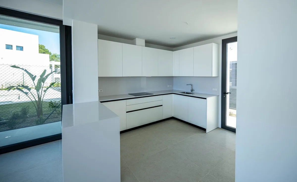 702eeacb-c031-4c83-88cc-9d8d3f725e48