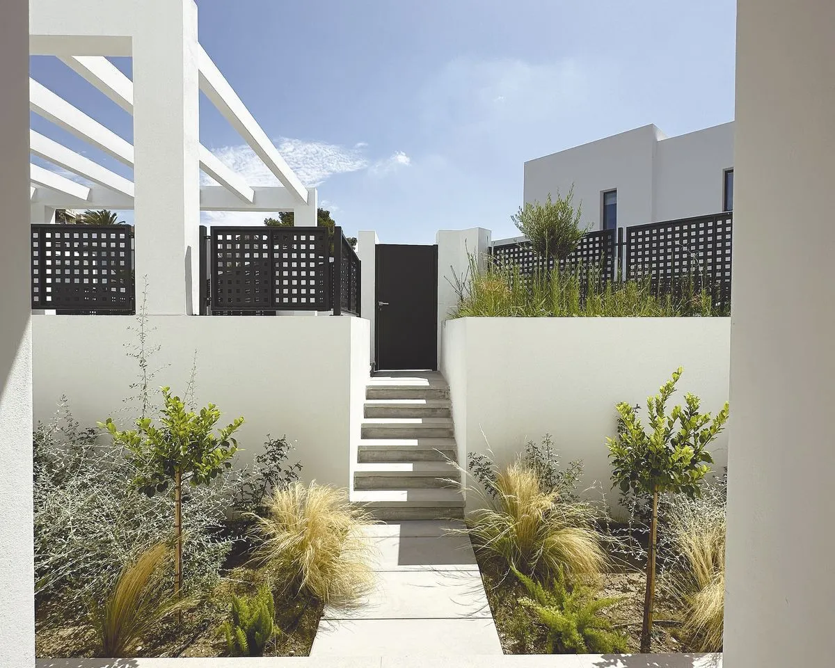 df509645-e508-4ac8-a7cb-133df7e0a828