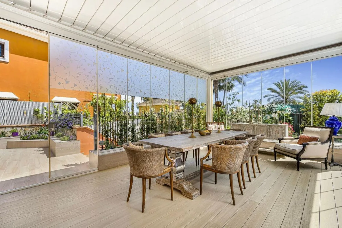 08ae8b5e-28fa-4b52-95e1-8a41c6b4de0b