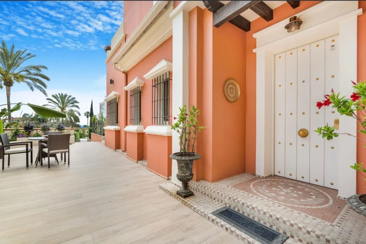 8e02f3ed-d1df-4ca9-b907-1d5525e9fc46