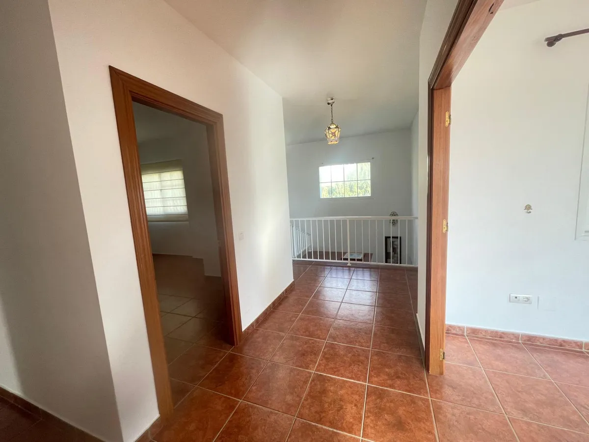 1d5b3c5d-c96b-4c78-ae64-e07647fe49a8