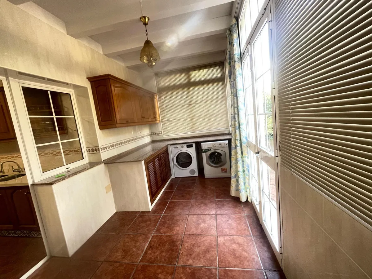 8e0f11dc-199a-4875-9fad-3bdf3866fe51