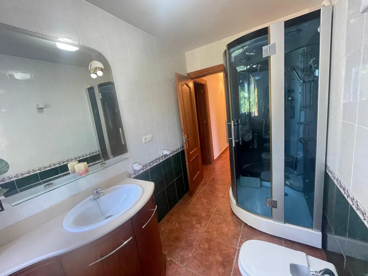 9f5d3660-f811-4c0a-83c5-e1ab8835b9c3