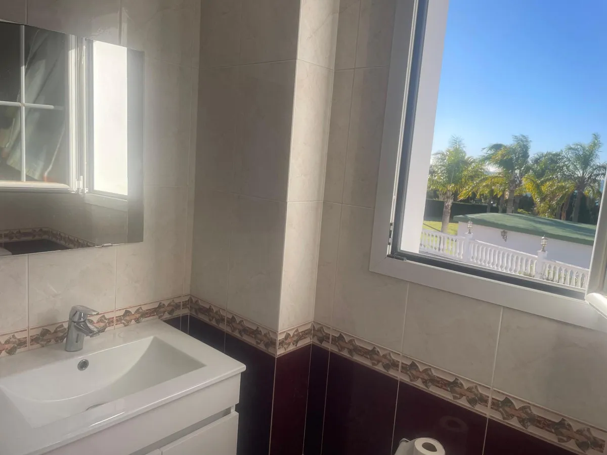 d541cef4-0eea-48f5-89a0-b11961fc3074