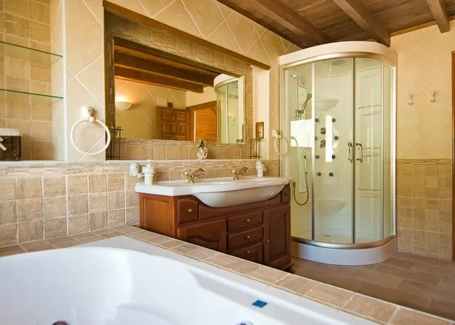 ee9546a3-7c6d-4628-9653-486922b5fe04