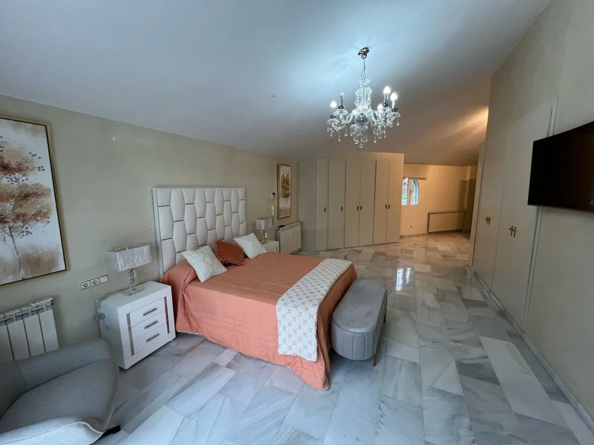 c7dbeb8f-5c63-452a-8f49-4f7bf70579ea