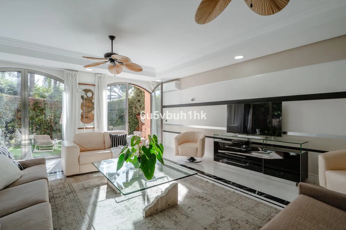 34c3b696-74a8-4a0f-8b77-5d780794c3b2